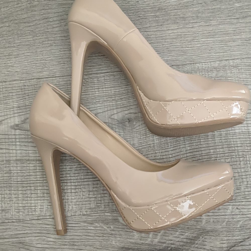 Chinese Laundry Los Angeles Nude Pumps